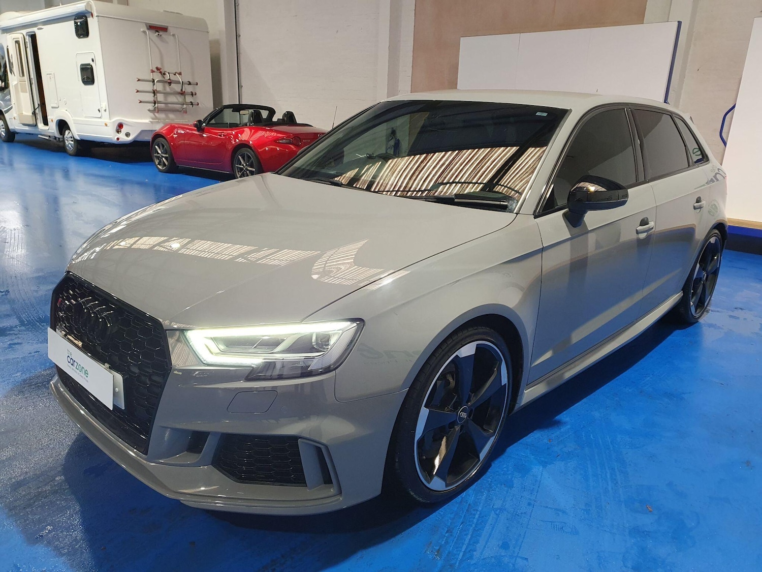 Used Audi RS3 2018 for sale - 76898857: Photo 9