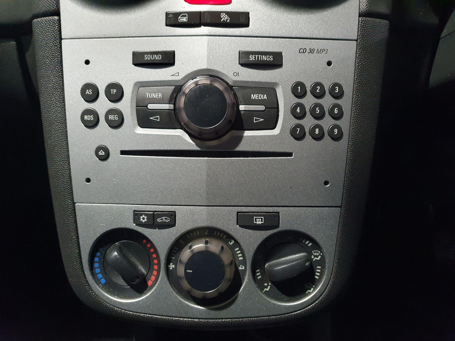 Used Vauxhall Corsa 2013 for sale - 77090907: Photo 11