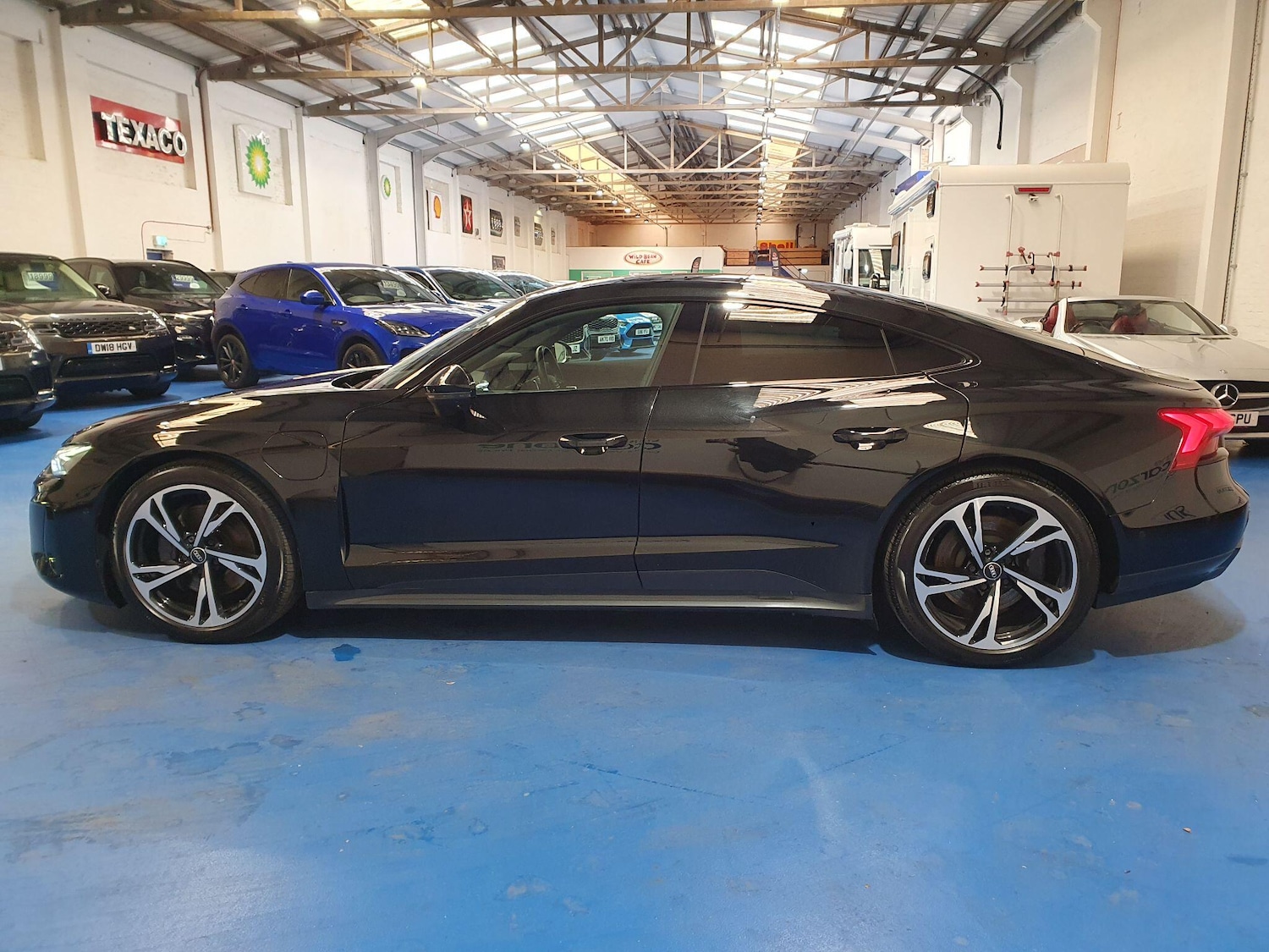 Used Audi e-tron GT 2023 for sale - 78204514: Photo 6
