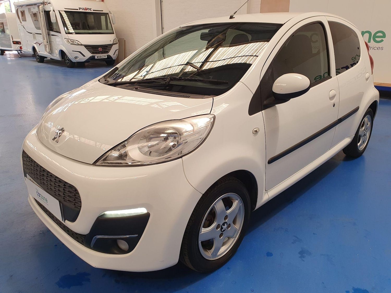 Used Peugeot 107 2014 for sale - 76632647: Photo 7