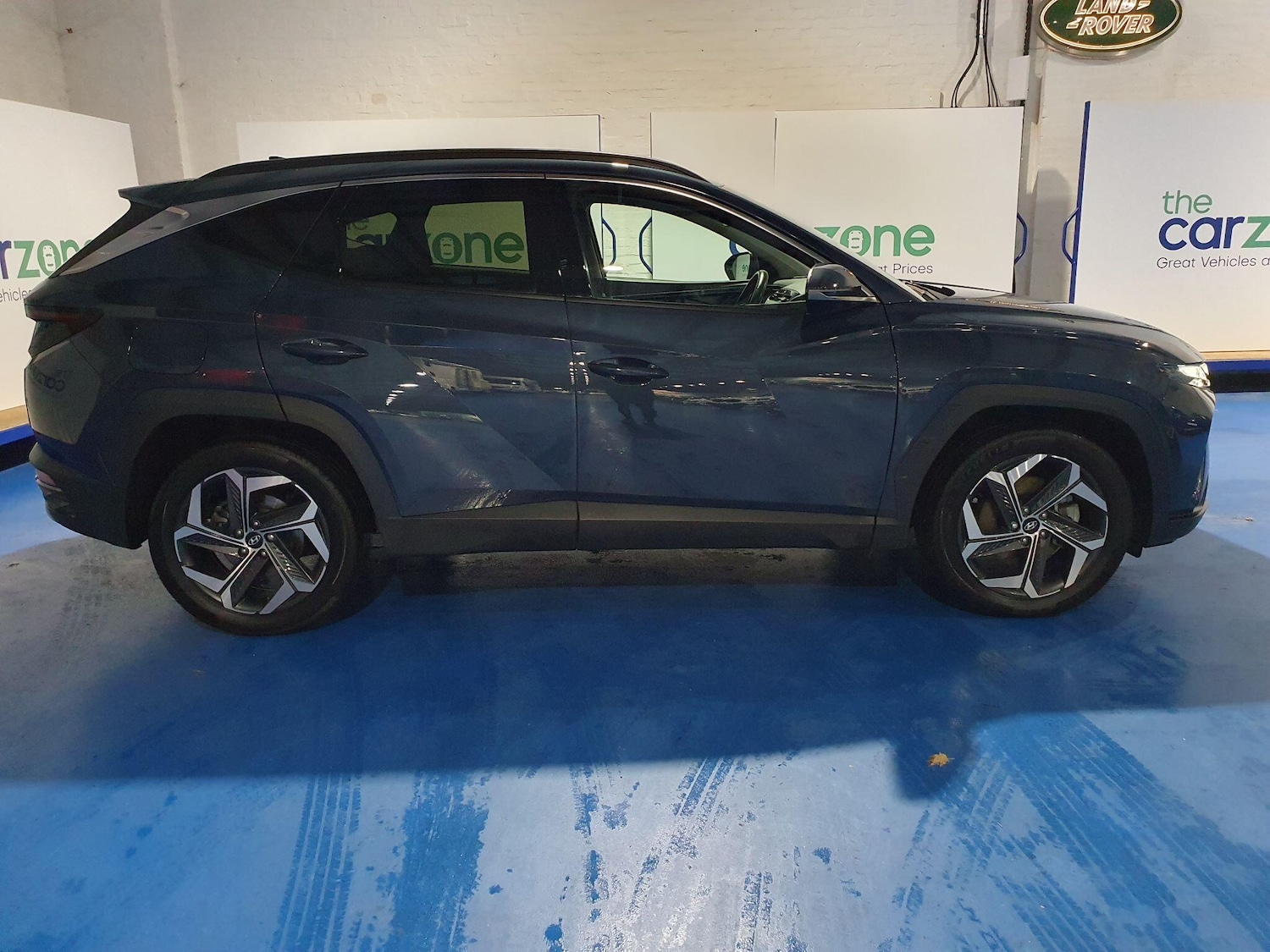 Used Hyundai TUCSON 2023 for sale - 76850077: Photo 2