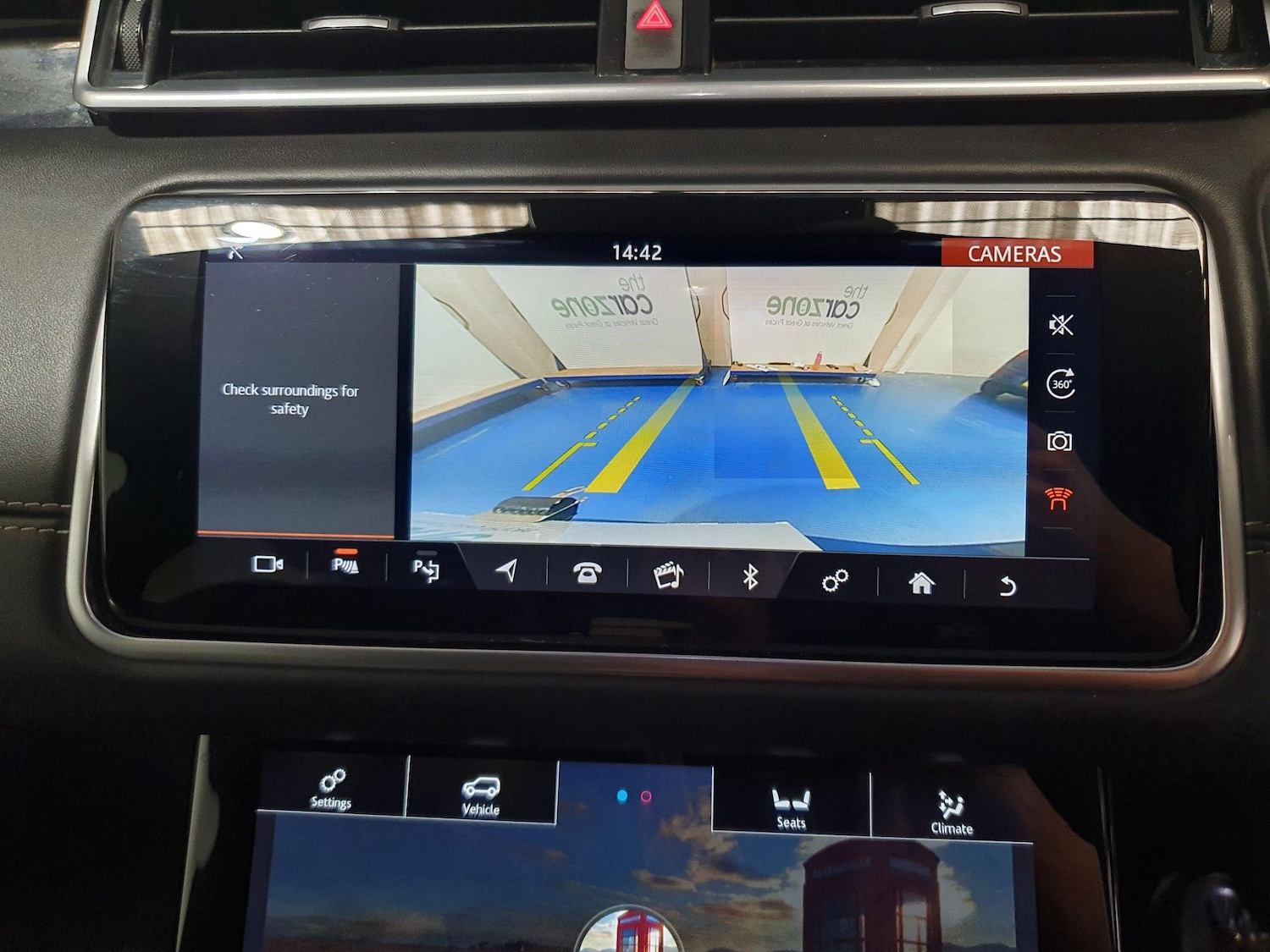 Used Land Rover Range Rover Velar 2017 for sale - 76432660: Photo 13