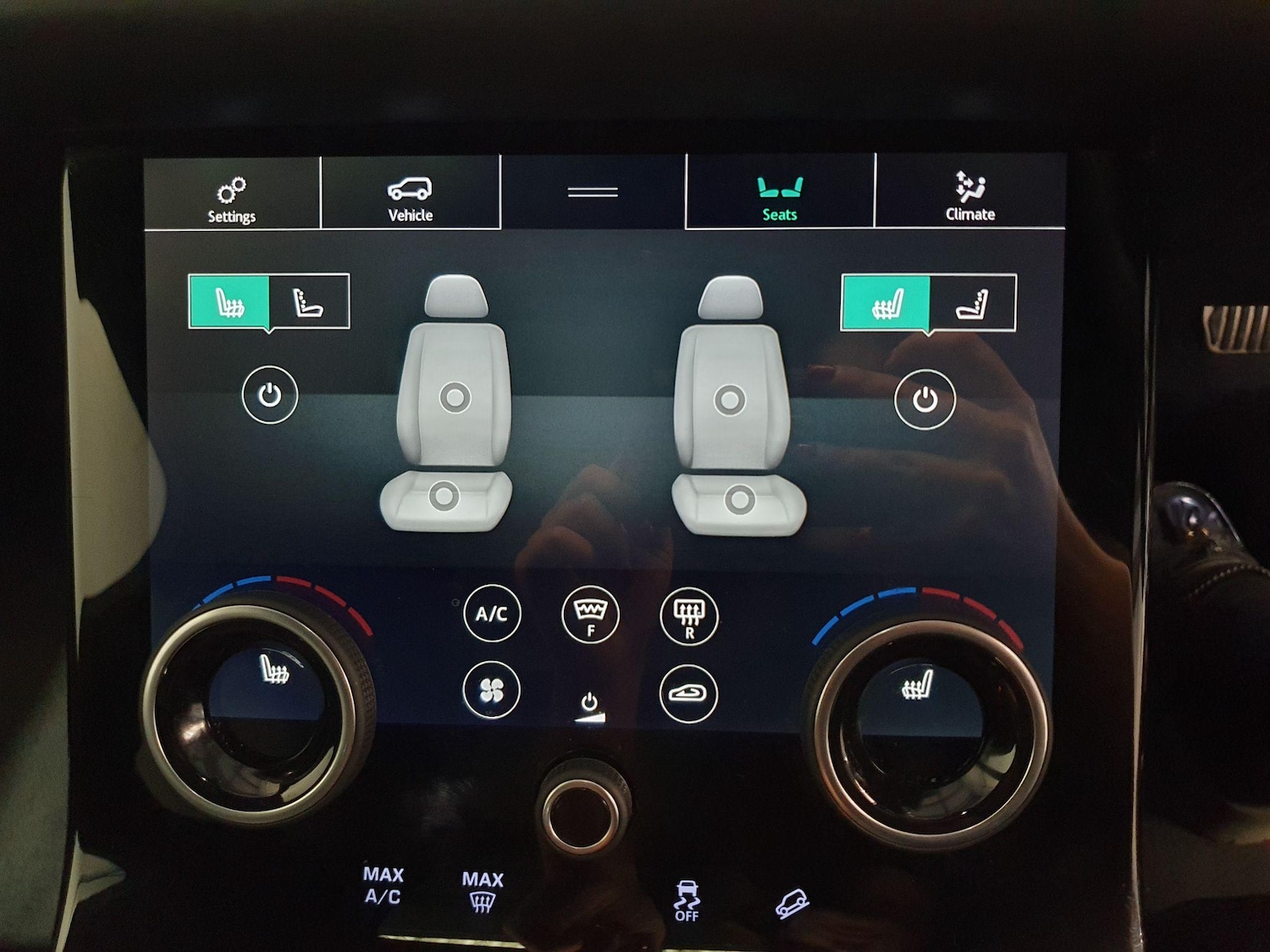 Used Land Rover Range Rover Velar 2017 for sale - 76432660: Photo 15