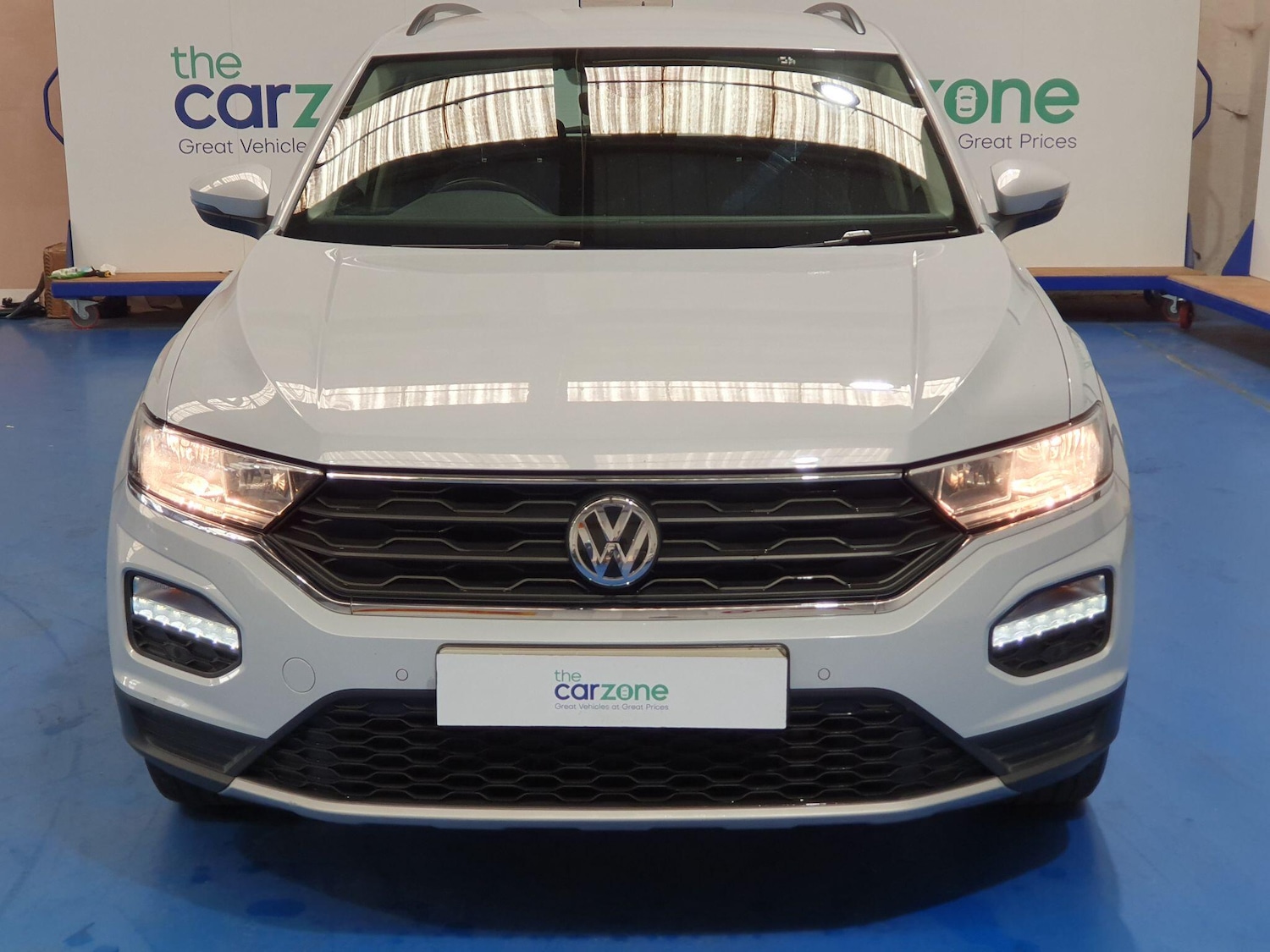 Used Volkswagen T-Roc 2018 for sale - 76136442: Photo 8