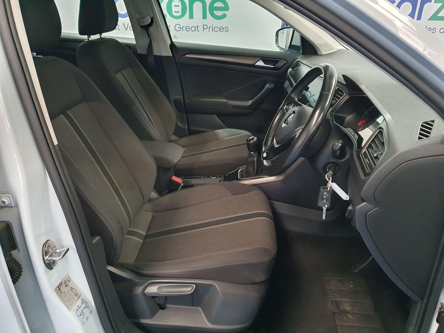 Used Volkswagen T-Roc 2018 for sale - 76136442: Photo 9