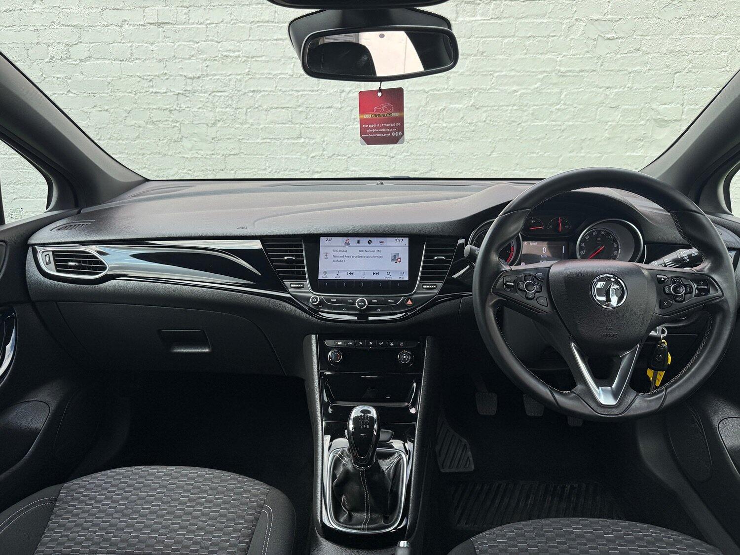 Used Vauxhall Astra 2017 for sale - 76134057: Photo 3