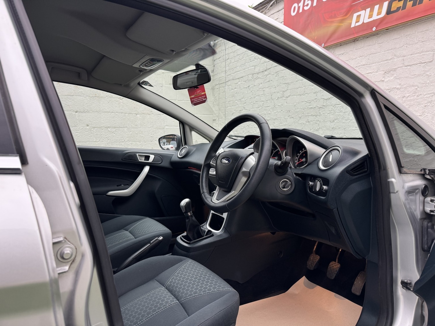 Used Ford Fiesta 2011 for sale - 77045366: Photo 21