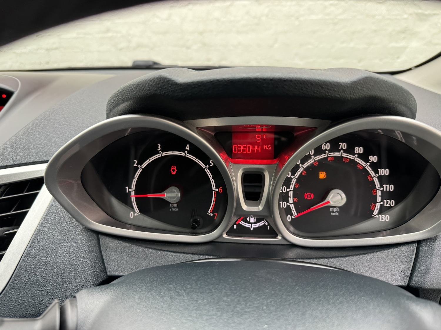 Used Ford Fiesta 2011 for sale - 77045366: Photo 33