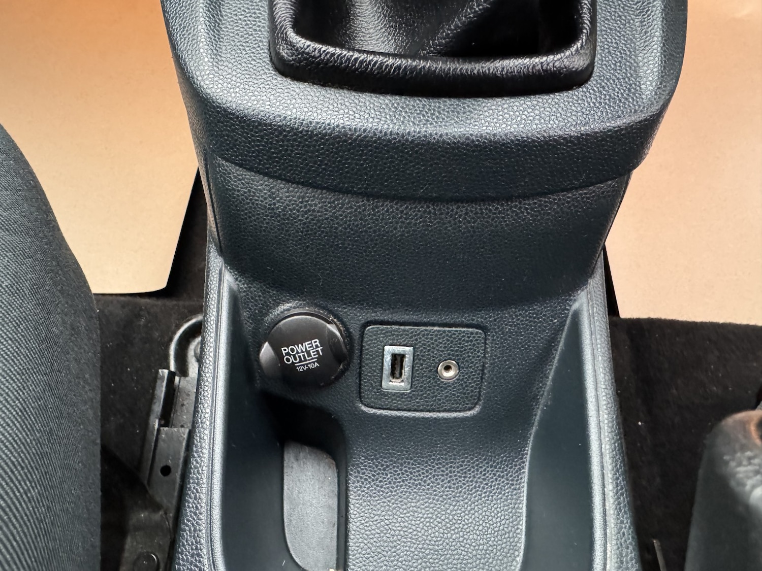 Used Ford Fiesta 2011 for sale - 77045366: Photo 38