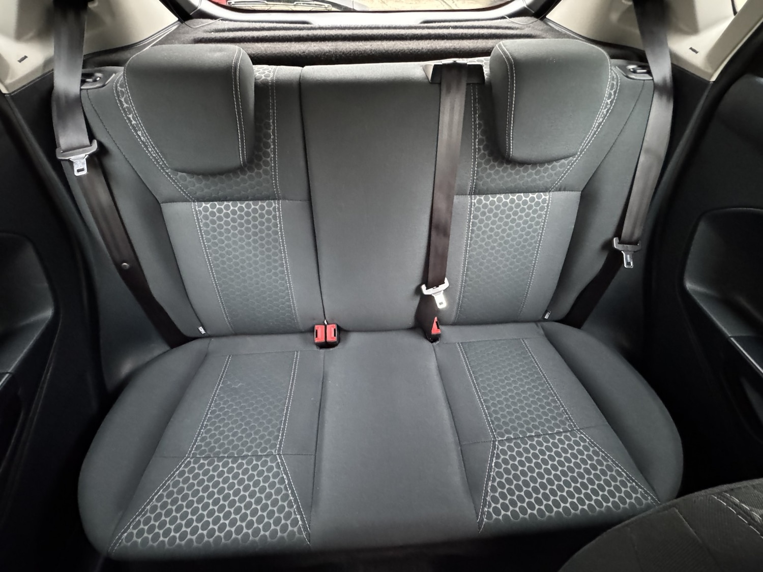 Used Ford Fiesta 2011 for sale - 77045366: Photo 42