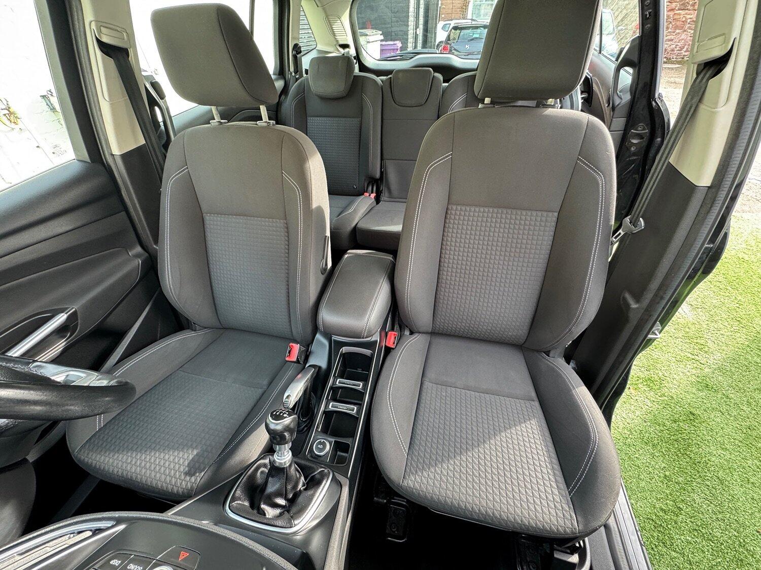 Used Ford Grand C-Max 2015 for sale - 76174073: Photo 40