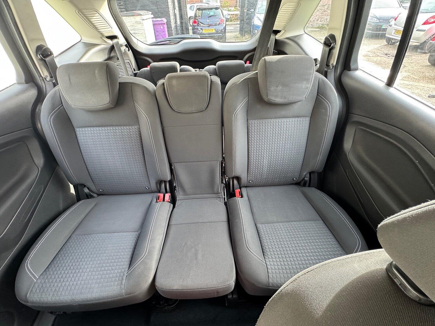Used Ford Grand C-Max 2015 for sale - 76174073: Photo 41
