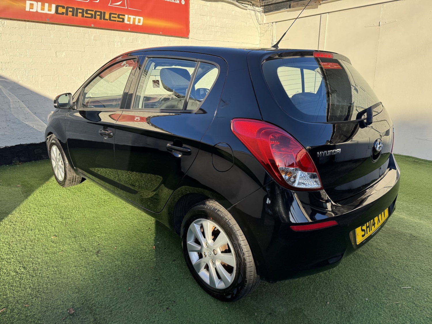 Used Hyundai i20 2014 for sale - 76706136: Photo 19