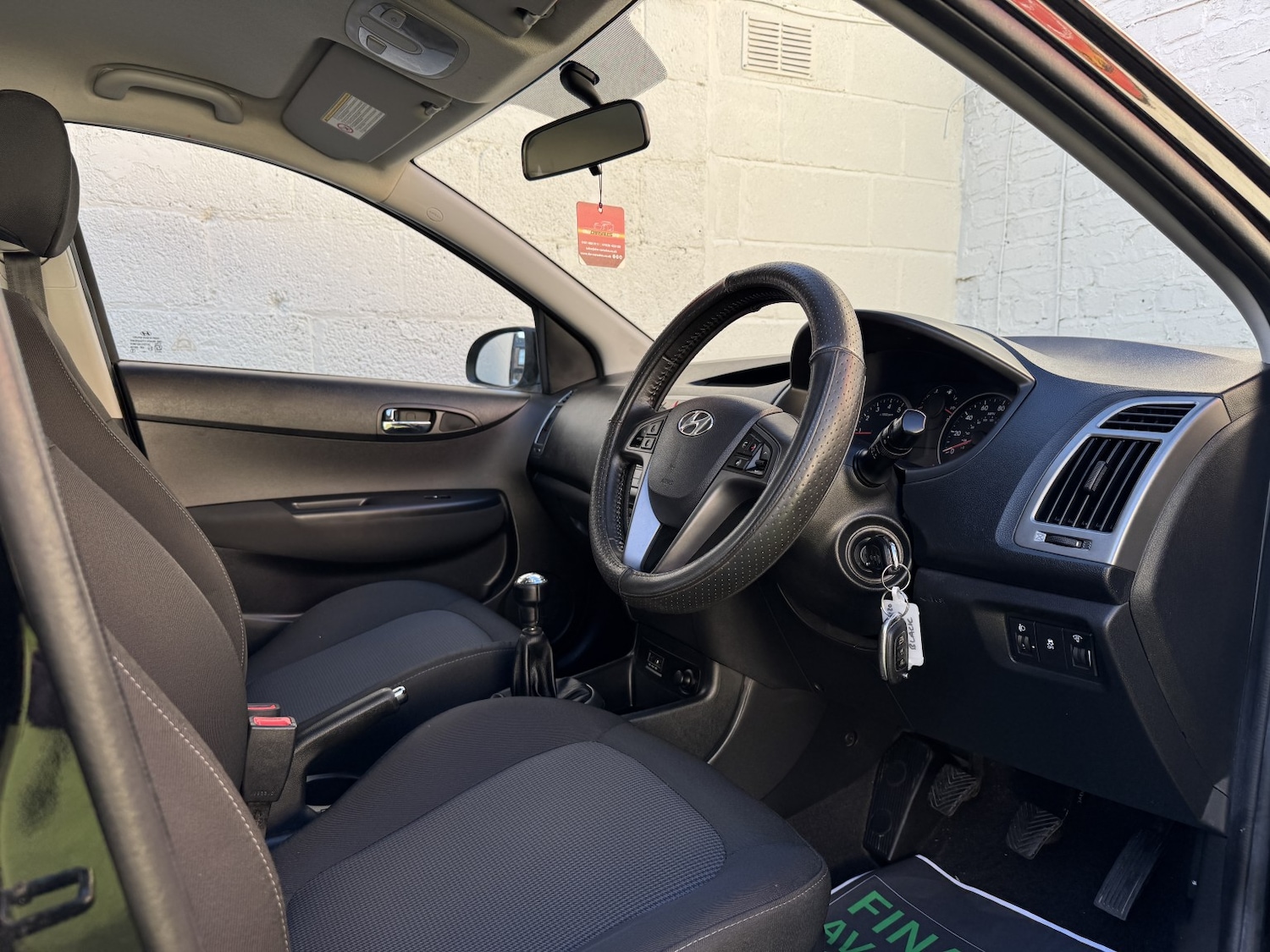 Used Hyundai i20 2014 for sale - 76706136: Photo 21