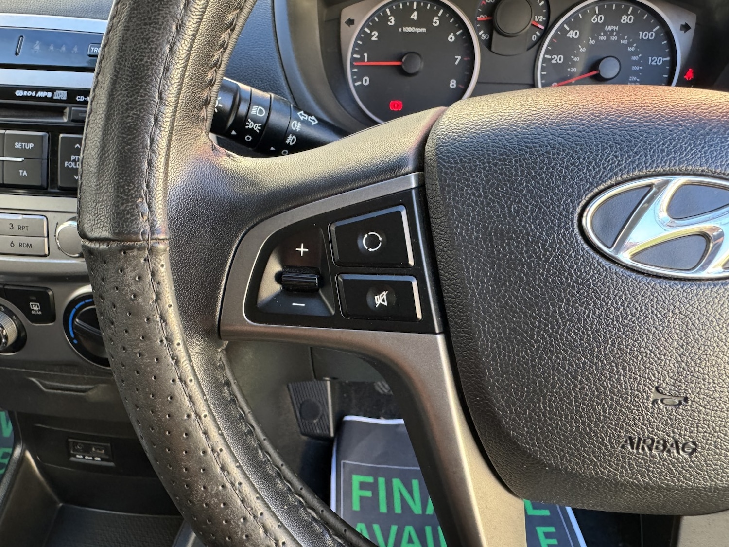 Used Hyundai i20 2014 for sale - 76706136: Photo 42