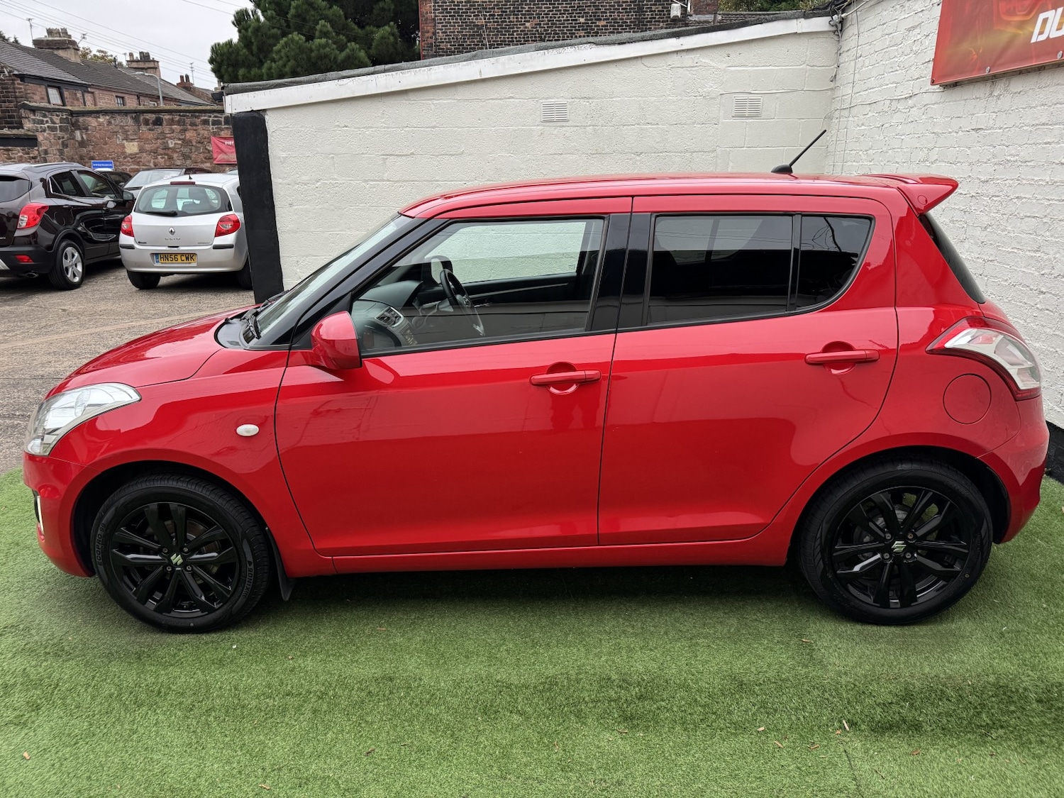 Used Suzuki Swift 2017 for sale - 76273323: Photo 12