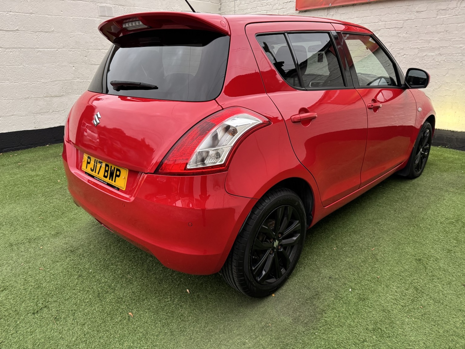 Used Suzuki Swift 2017 for sale - 76273323: Photo 14