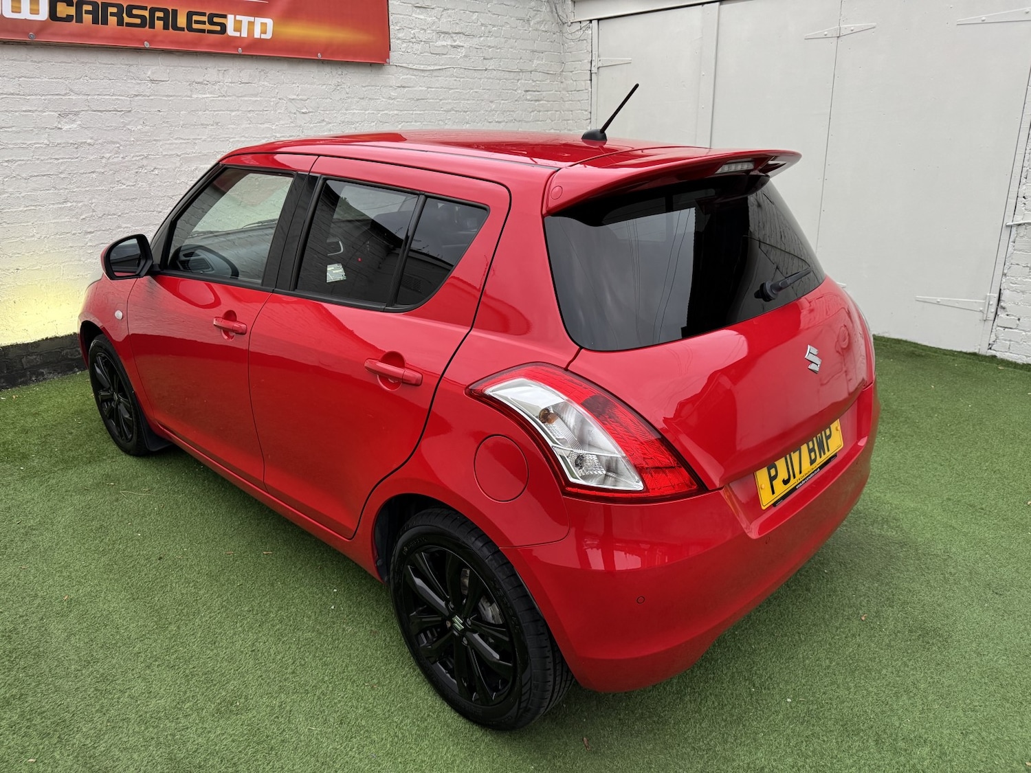 Used Suzuki Swift 2017 for sale - 76273323: Photo 19