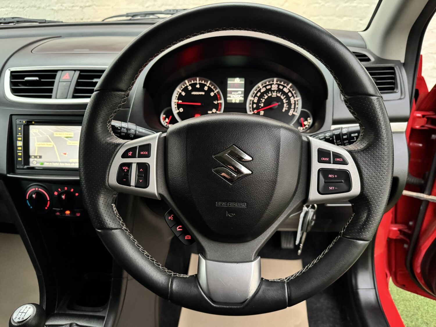 Used Suzuki Swift 2017 for sale - 76273323: Photo 52