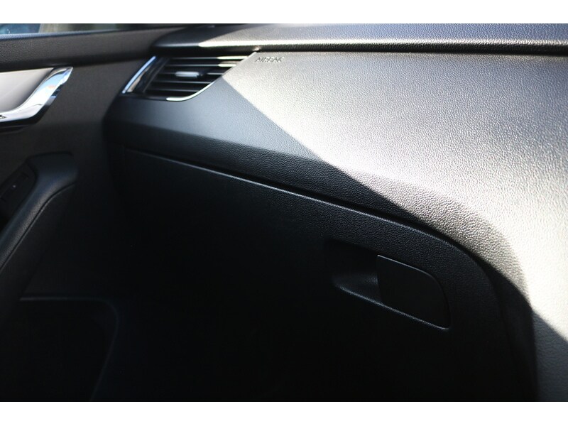 Used Skoda Octavia 2014 for sale - 75427437: Photo 29