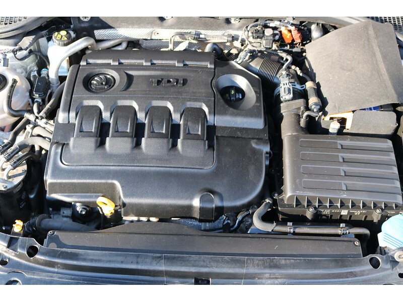 Used Skoda Octavia 2014 for sale - 75427437: Photo 35