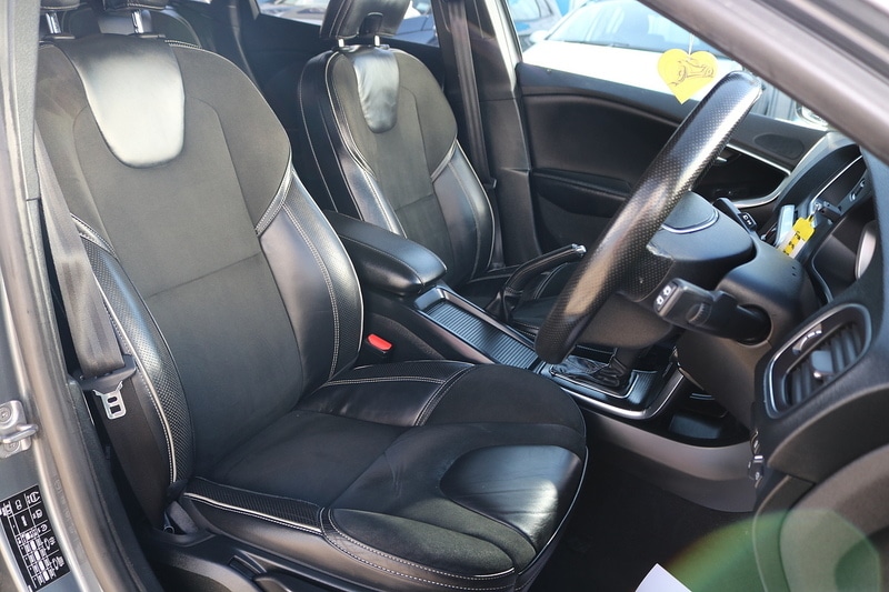 Used Volvo V40 2017 for sale - 77318636: Photo 21