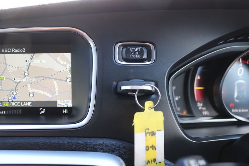 Used Volvo V40 2017 for sale - 77318636: Photo 30