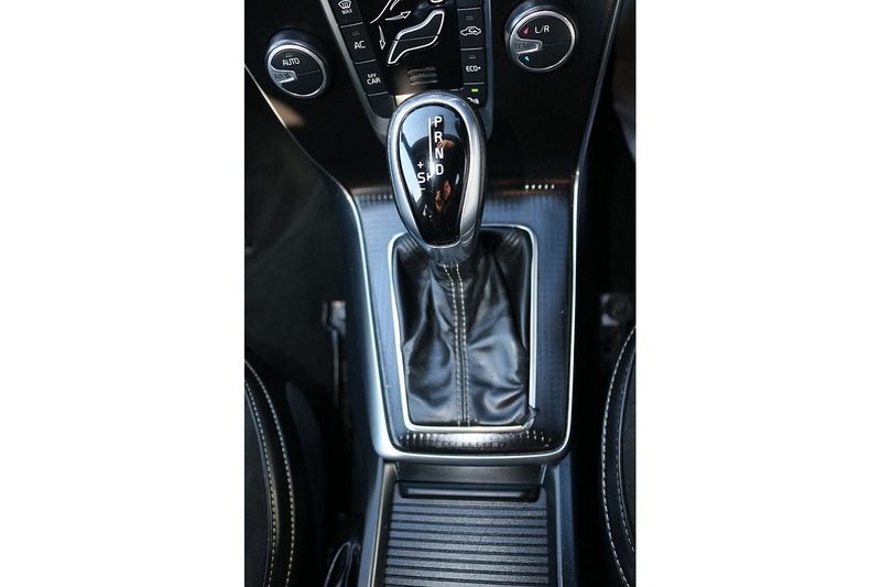 Used Volvo V40 2017 for sale - 77318636: Photo 31