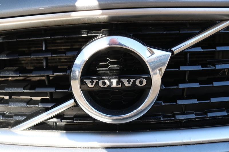 Used Volvo V40 2017 for sale - 77318636: Photo 5