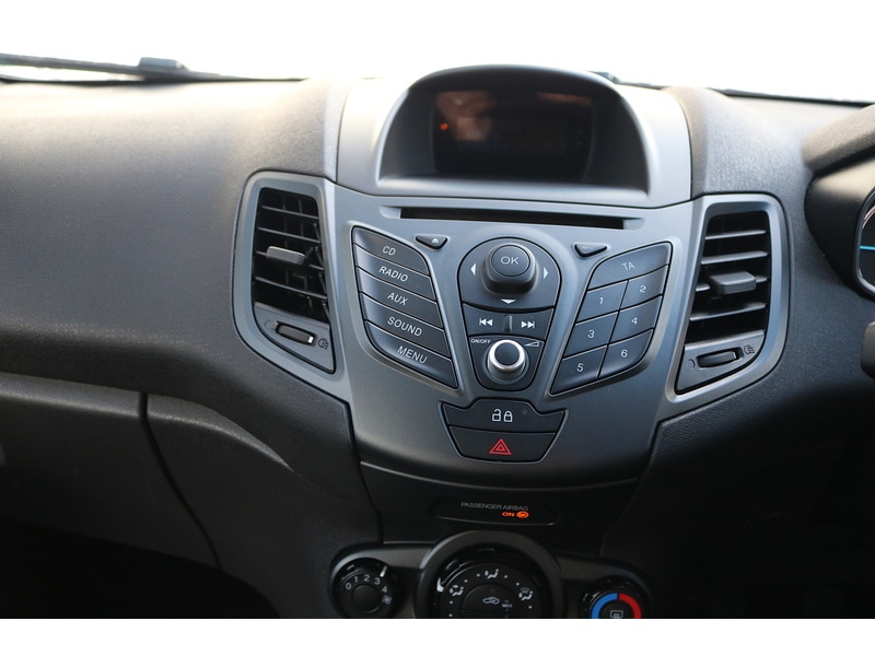 Used Ford Fiesta 2014 for sale - 74265578: Photo 24