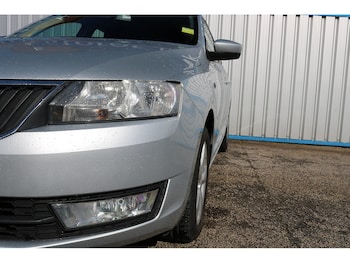 Used Skoda Rapid 2014 for sale - 75427449: Photo