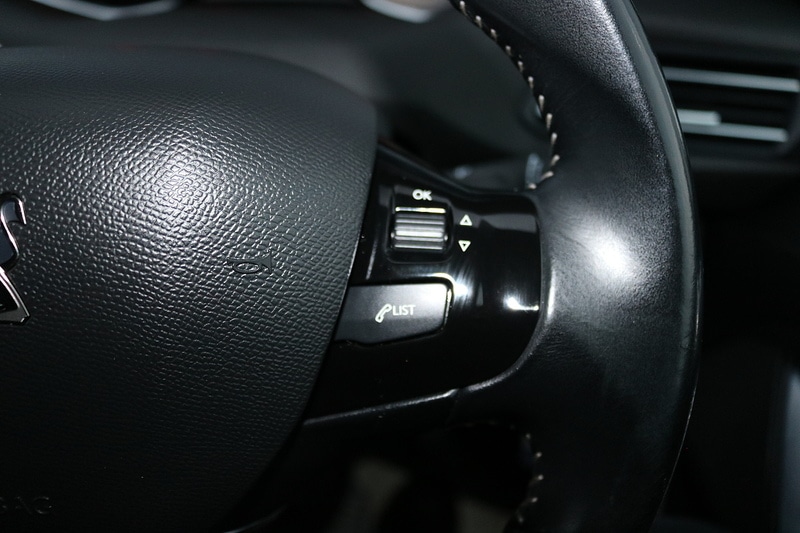 Used Peugeot 308 SW 2018 for sale - 75427431: Photo 21