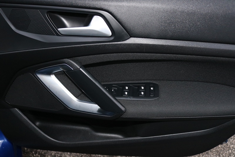 Used Peugeot 308 SW 2018 for sale - 75427431: Photo 31