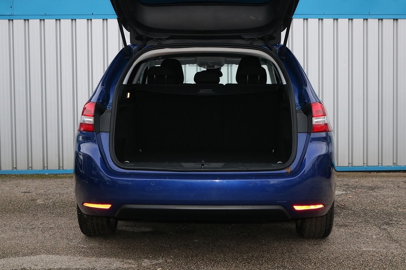 Used Peugeot 308 SW 2018 for sale - 75427431: Photo 34