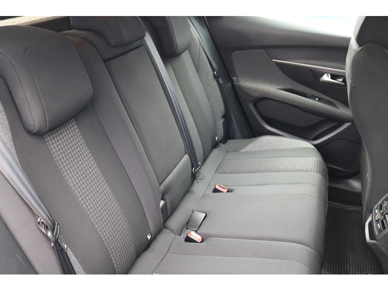 Used Peugeot 3008 2018 for sale - 74265381: Photo 14