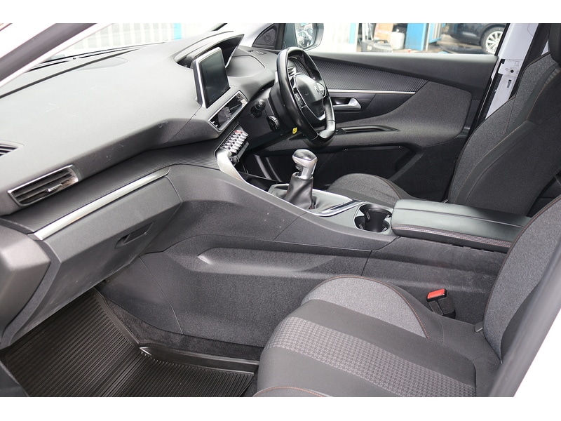 Used Peugeot 3008 2018 for sale - 74265381: Photo 15