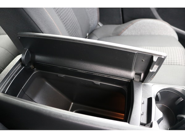 Used Peugeot 3008 2018 for sale - 74265381: Photo 27