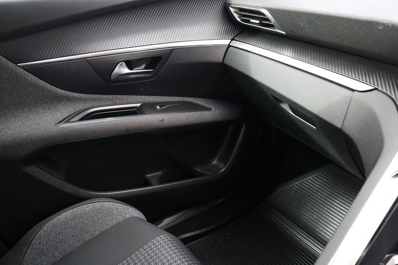 Used Peugeot 3008 2018 for sale - 74265381: Photo 30