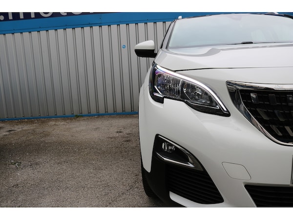 Used Peugeot 3008 2018 for sale - 74265381: Photo 3