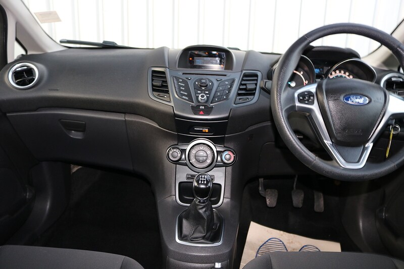 Used Ford Fiesta 2013 for sale - 75749663: Photo 19