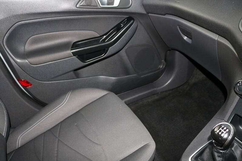 Used Ford Fiesta 2013 for sale - 75749663: Photo 28