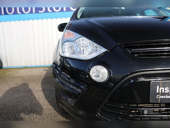 Used Ford S-Max 2015 for sale - 77319745: Photo