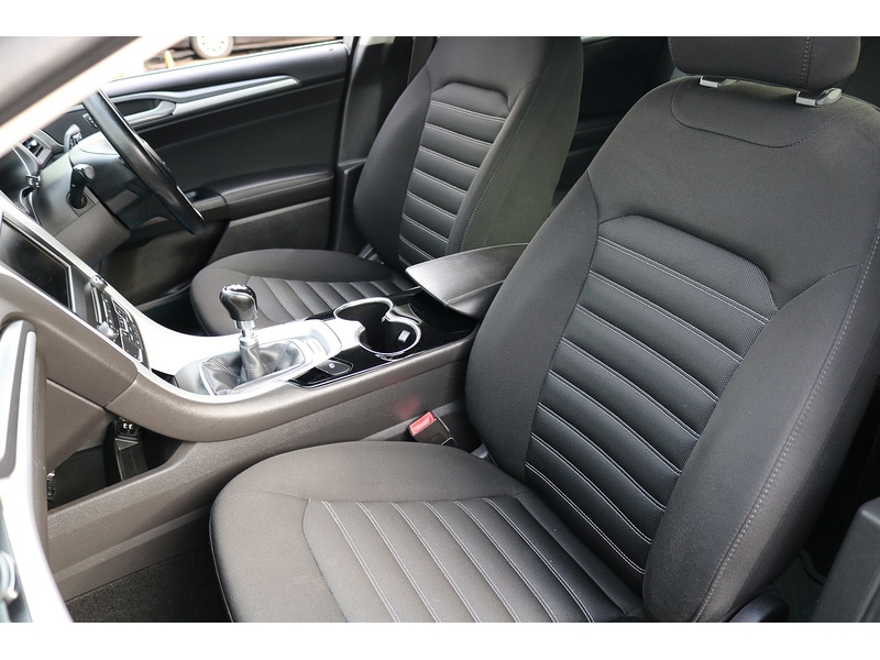 Used Ford Mondeo 2015 for sale - 75427469: Photo 17