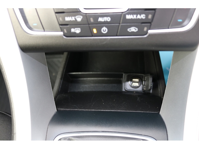 Used Ford Mondeo 2015 for sale - 75427469: Photo 27