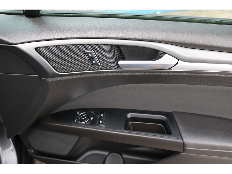 Used Ford Mondeo 2015 for sale - 75427469: Photo 35