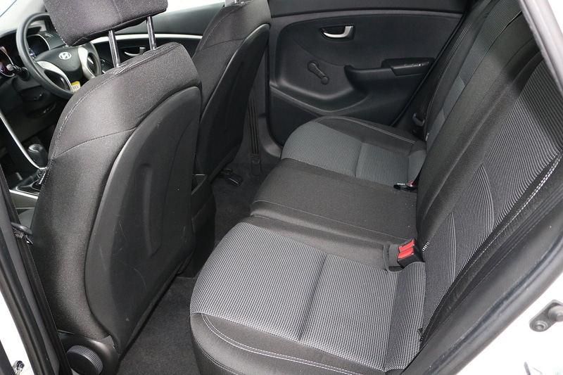 Used Hyundai i30 2015 for sale - 75110685: Photo 38