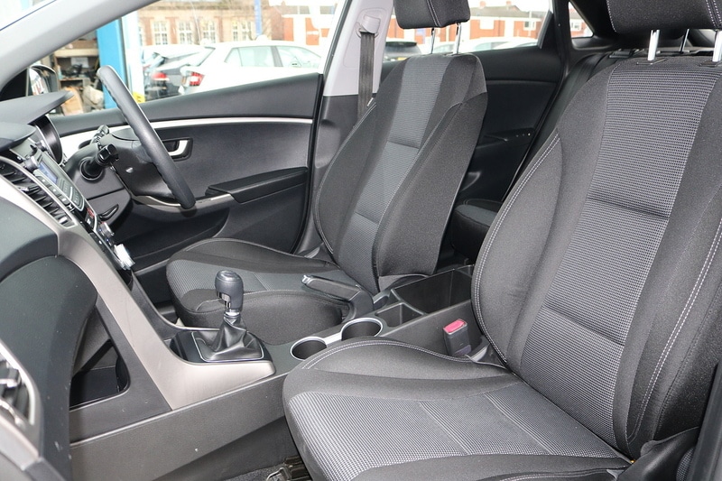 Used Hyundai i30 2015 for sale - 75110685: Photo 41