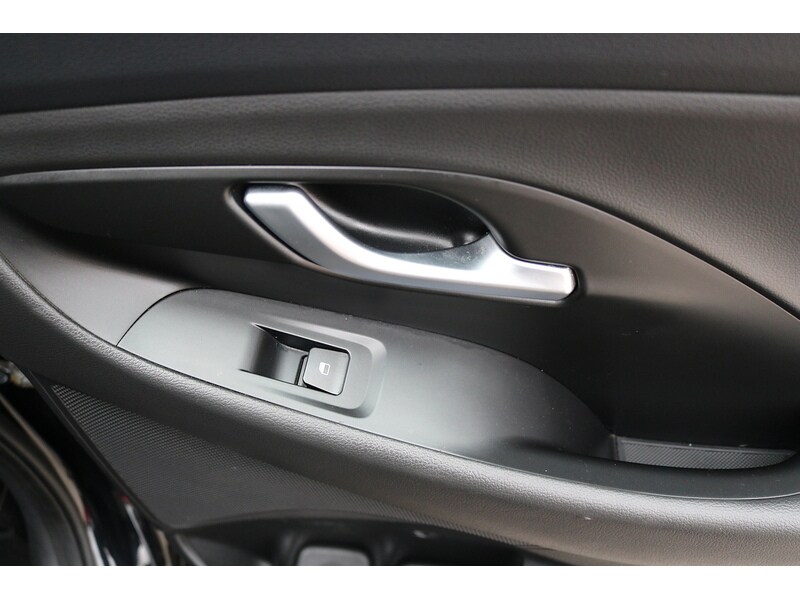 Used Hyundai i30 2018 for sale - 74449737: Photo 28