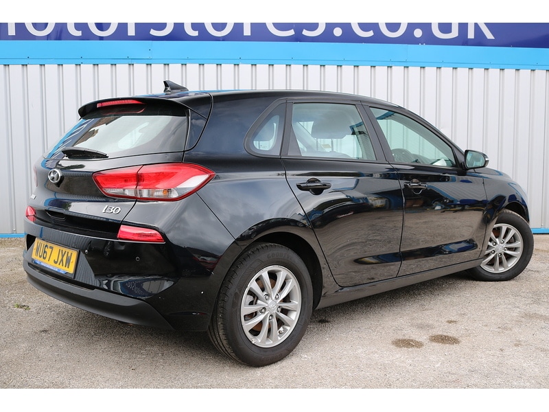 Used Hyundai i30 2018 for sale - 74449737: Photo 9