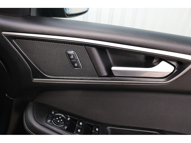 Used Ford S-Max 2015 for sale - 75427419: Photo 31